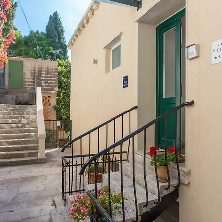 维多利亚别墅公寓